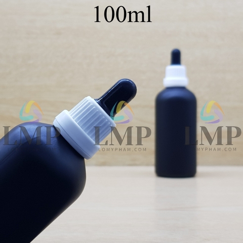 Chai tinh dầu phun mờ nắp bóp sọc dày 100ml