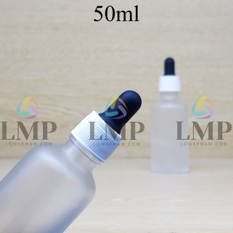 Chai tinh dầu phun mờ nắp bóp khoen nhựa sọc 50ml