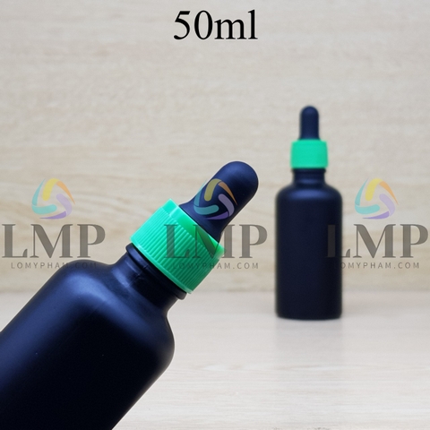 Chai tinh dầu phun mờ nắp bóp khoen nhựa sọc 50ml