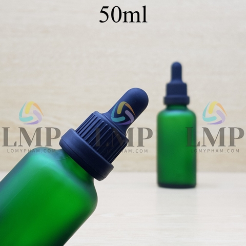 Chai tinh dầu phun mờ nắp bóp sọc dày 50ml