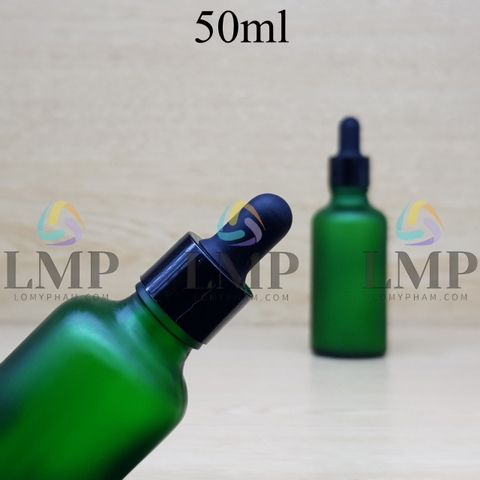 Chai tinh dầu phun mờ nắp bóp khoen nhựa trơn 50ml