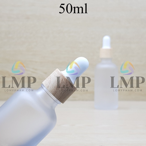 Chai tinh dầu phun mờ nắp bóp khoen vân gỗ 50ml