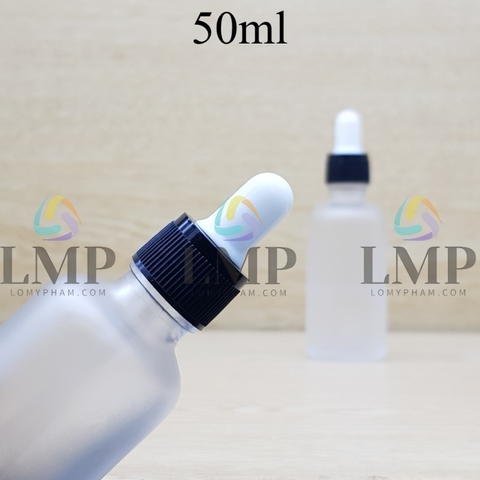 Chai tinh dầu phun mờ nắp bóp khoen nhựa sọc 50ml
