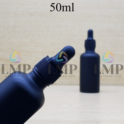 Chai tinh dầu phun mờ nắp bóp khoen nhựa sọc 50ml
