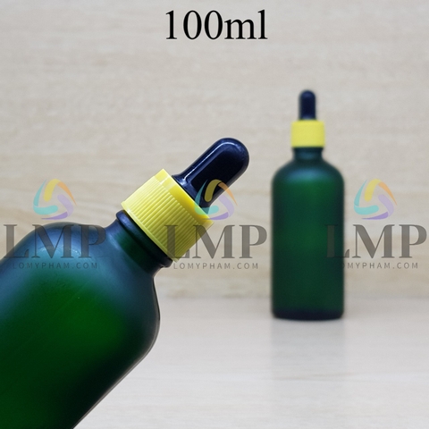 Chai tinh dầu phun mờ nắp bóp khoen nhựa sọc 100ml
