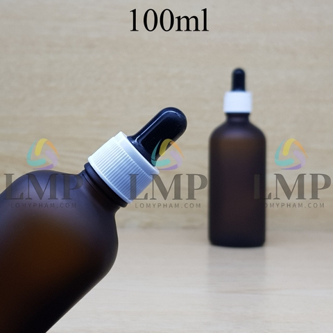 Chai tinh dầu phun mờ nắp bóp khoen nhựa sọc 100ml