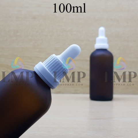 Chai tinh dầu phun mờ nắp bóp sọc dày 100ml