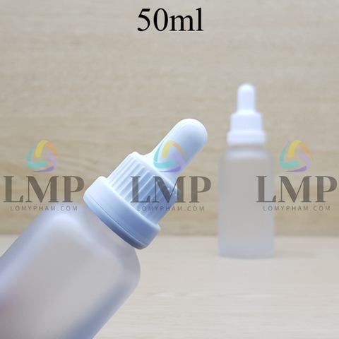 Chai tinh dầu phun mờ nắp bóp sọc dày 50ml
