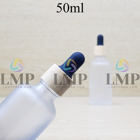 Chai tinh dầu phun mờ nắp bóp khoen vân gỗ 50ml