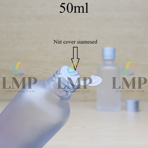 Chai tinh dầu phun mờ nắp xi 2 viền 50ml