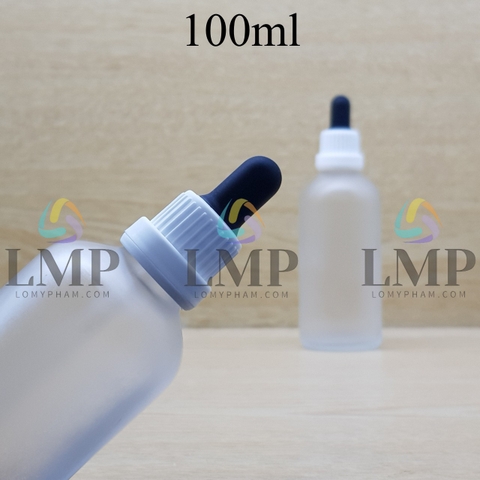 Chai tinh dầu phun mờ nắp bóp sọc dày 100ml