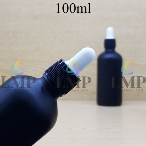 Chai tinh dầu phun mờ nắp bóp khoen nhựa sọc 100ml