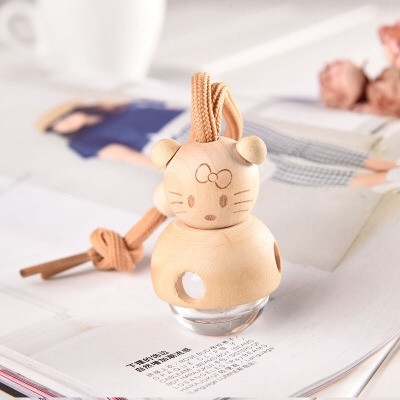 Chai treo xe hình kitty 5ml