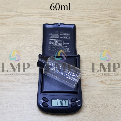 Chai PETG vai ngang nắp vặn trơn