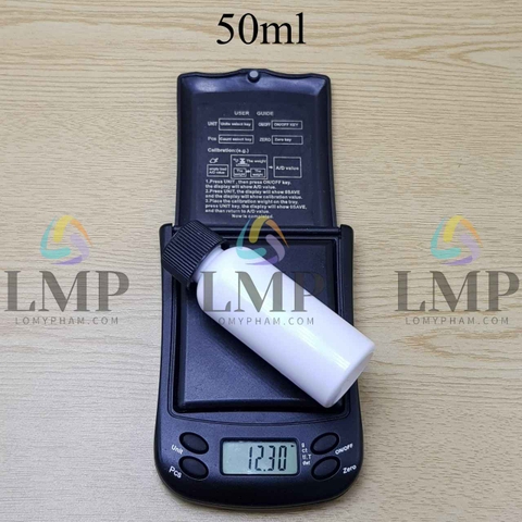 Chai vai tròn nắp push down and turn sọc 50ml