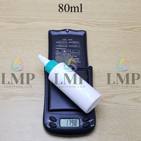 Chai PETG vai ngang nắp nhọn sọc tattoo