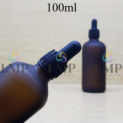 Chai tinh dầu phun mờ nắp bóp khoen nhựa sọc 100ml