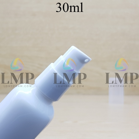 Chai tinh dầu đầu xịt giọt KO viền 30ml