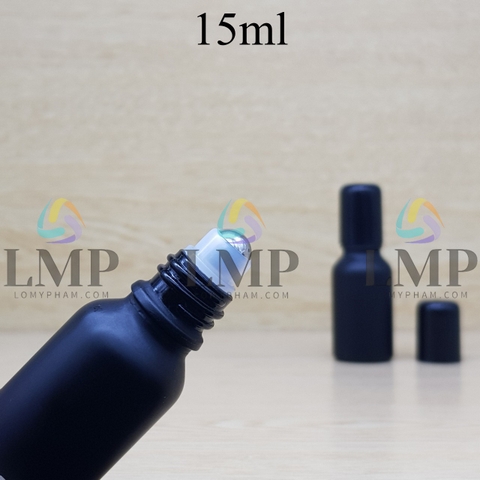 Chai tinh dầu nắp đen đầu bi lăn sắt 15ml