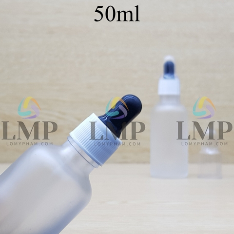 Chai tinh dầu phun mờ nắp bóp khoen nhựa sọc có nắp chụp 50ml