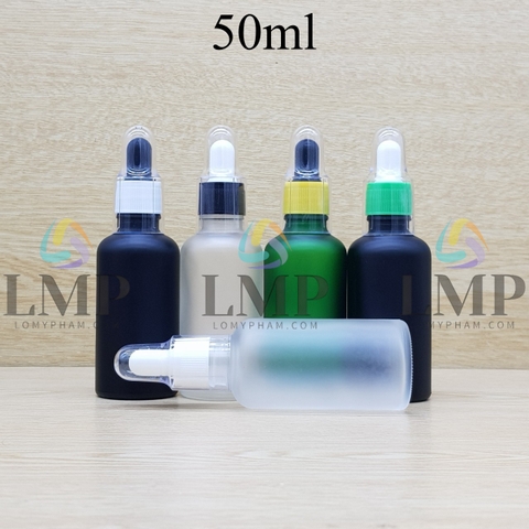 Chai tinh dầu phun mờ nắp bóp khoen nhựa sọc có nắp chụp 50ml