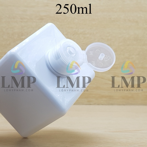 Chai lotion vuông nắp bật sọc