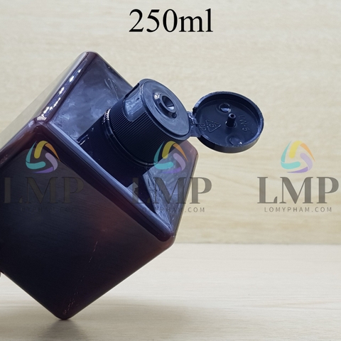 Chai lotion vuông nắp bật sọc