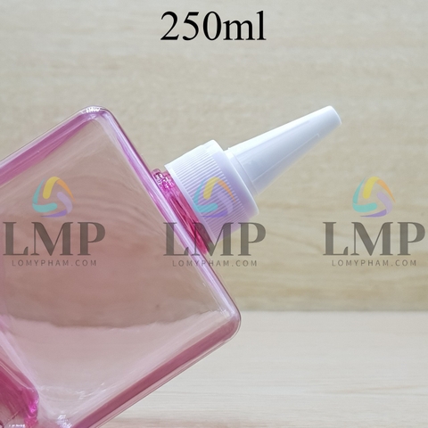 Chai lotion vuông nắp nhọn sọc