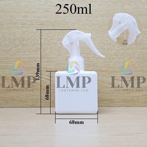 Chai lotion vuông đầu xịt kiếng có khóa