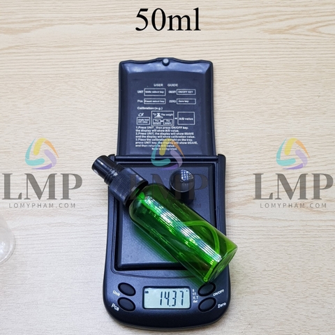 Chai vai tròn đầu phun sương sọc 50ml