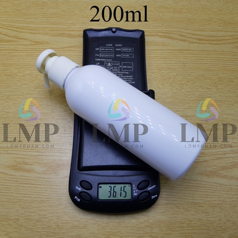 Chai 24g vai tròn vòi dài 200ml