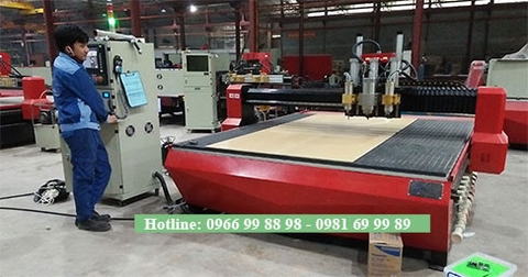 Bất ngờ với dòng máy cnc thiết kế của Đông Phương: Máy cnc thay dao tự động, bàn hút chân không