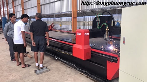 Những ưu điểm nổi trội của máy cnc cắt sắt Đông Phương mà bạn nên biết