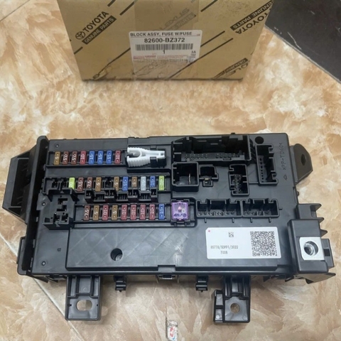 Hộp cầu chì trung tâm toyota rush 2020-2024 | 82600-BZ372,  82600-BZ371, 82600-BZ370
