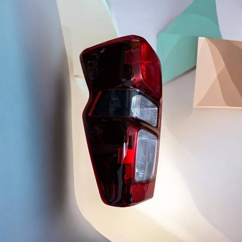 Đèn hậu Isuzu Dmax 2021-2025 | 8974882830, 8974882840