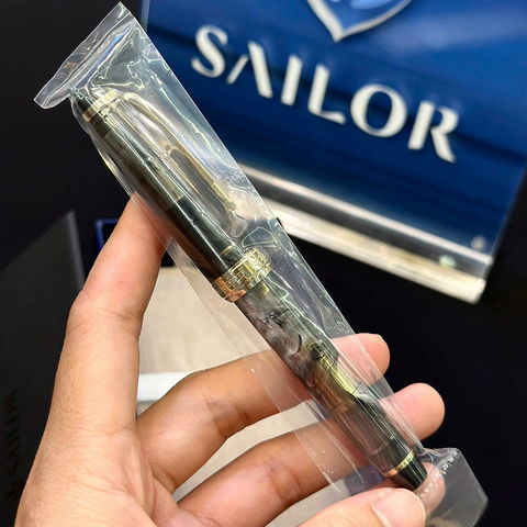 SAILOR VEILIO PEARL BLACK 21K (M) 11-5045 -420