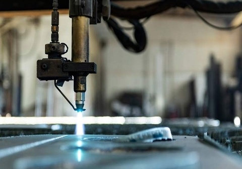 Ứng dụng của máy cắt CNC plasma trong các ngành công nghiệp