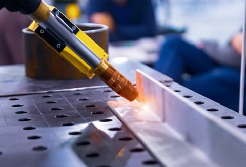 Hàn laser là gì? Những điều cần biết về máy hàn laser