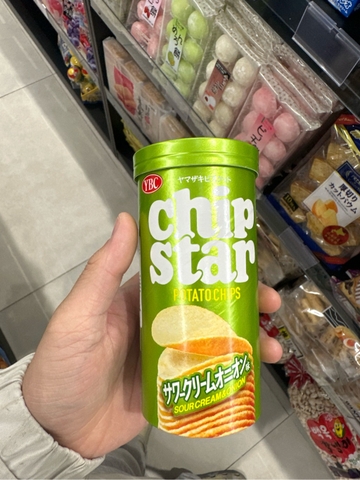 Khoai tây YBC Chip Star vị kem hành 45g