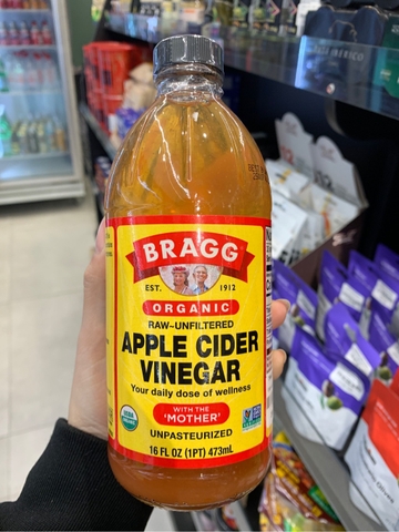 Giấm táo hữu cơ Bragg 473ml