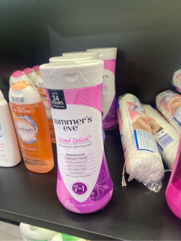 Dung dịch vệ sinh phụ nữ ­ Summer's Eve Island Splash daily refreshing wash (444ml/chai)