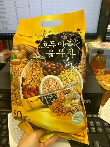 Bột ngũ cốc hòa tan WALNUT ALMOND JOB'S TEARS DRINK 900gr /1 gói