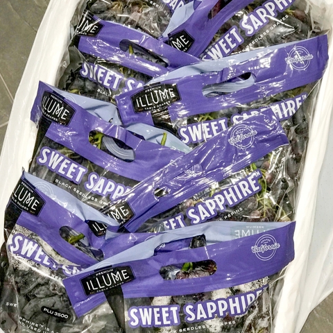 Nho ngón Sweet Sapphire Mỹ