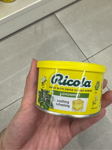 Kẹo Ricola (250g/hộp, 12 hộp/ thùng)