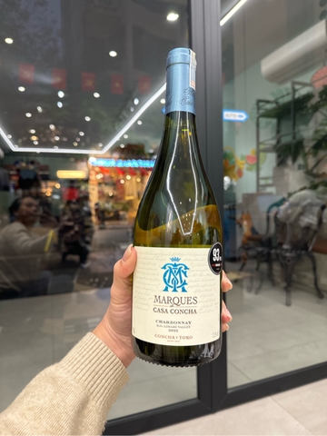 Rượu vang trắng Marques de Casa concha 750Ml