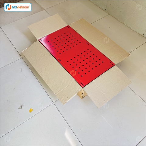 Kệ được đóng gói thùng carton chắc chắn
