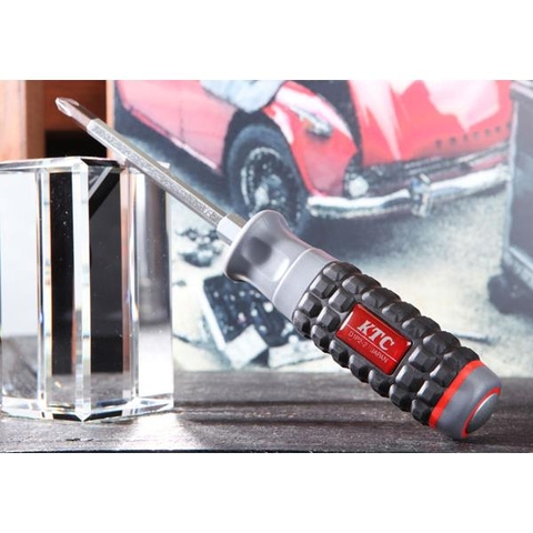 Tô vít cán cao su KTC D1P2-2