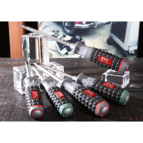 Tô vít cán cao su KTC D1P2-3