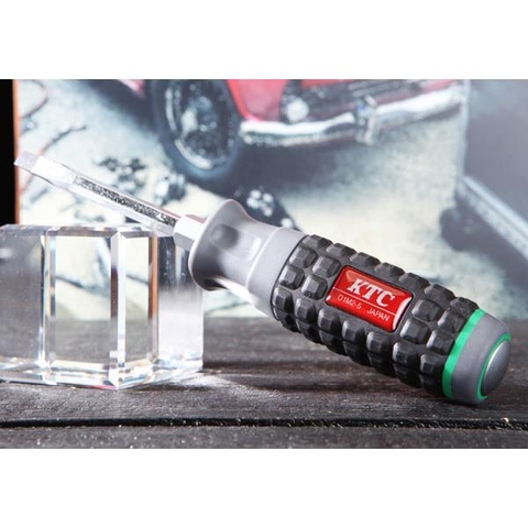 Tô vít cán cao su KTC D1M2-5