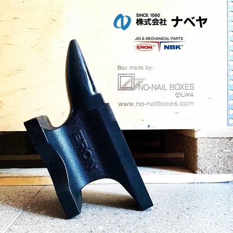 Đe cơ khí ERON AVH10